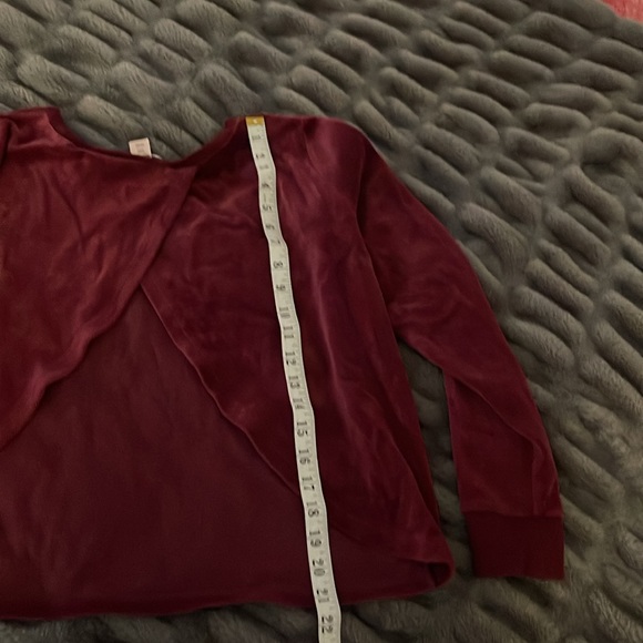 Victoria secret women size small long sleeve open back top - Picture 10 of 12